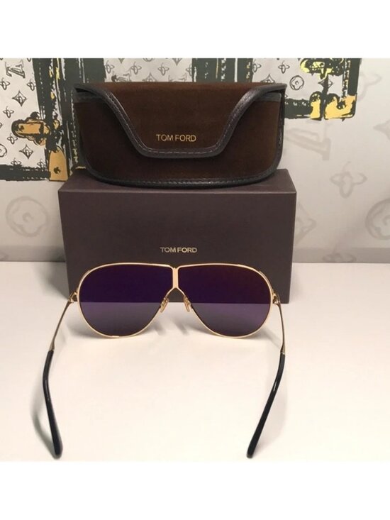 NEW AUTHENTIC Tom Ford Gold and Black Women\'s Sunglasses TF1158 30A main image 9